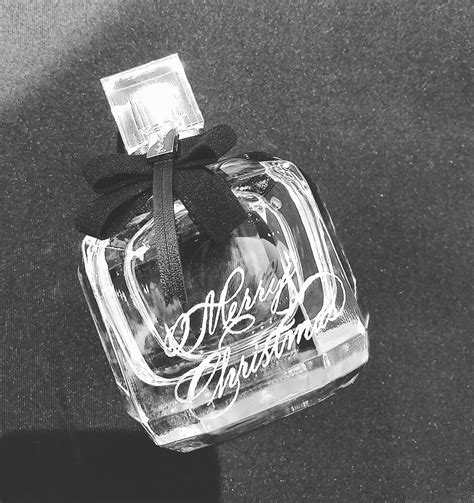 ysl engraving perfume